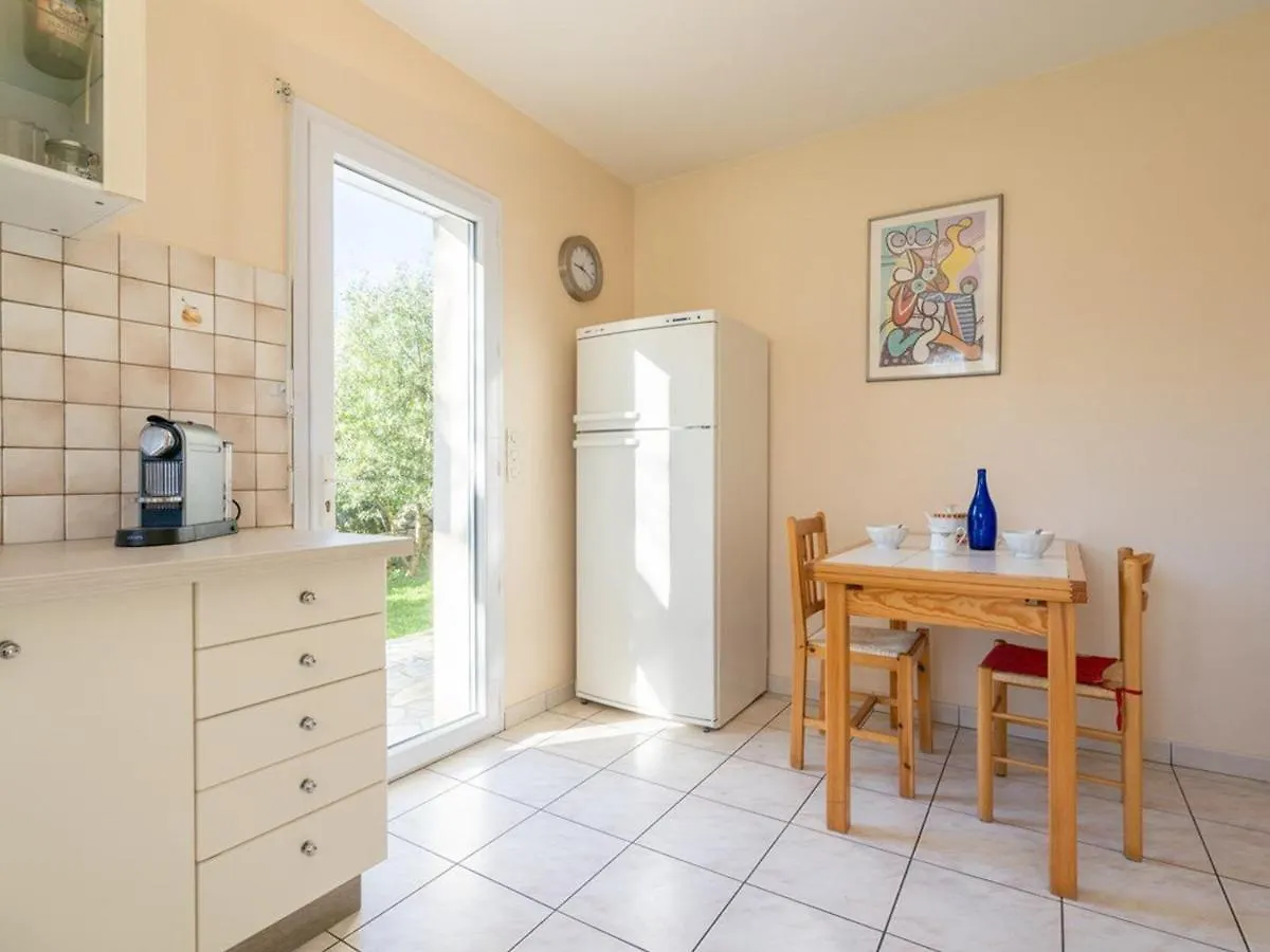 Maison Spacieuse A Carnac - 8 Pers, Jardin Clos, Proche Plage, Wifi, Garage, Petit Animal Accepte - Fr-1-477-50 0*,  França